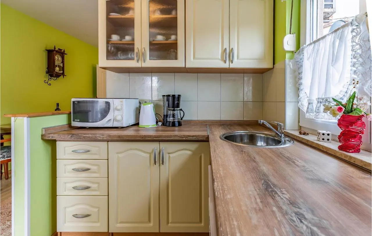 Nice Apartment In Premantura With Wifi